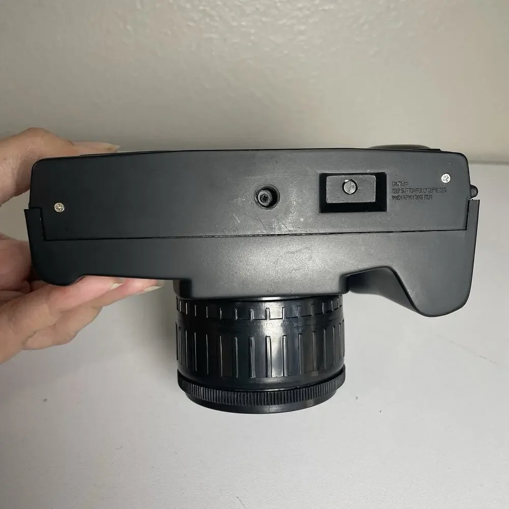 Vintage Tashika 2000N 35mm Film Camera Body - Untested